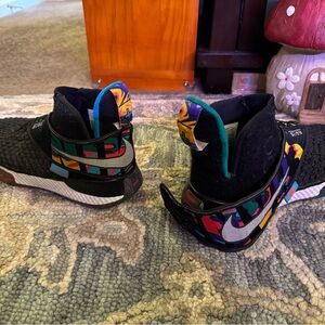 Nike Black and Multicolor Men's Sneakers